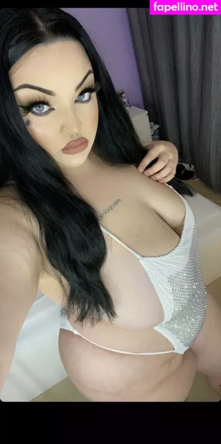 Chanelgreyofficial OnlyFans Thumbnail #2QB6v9VrlH