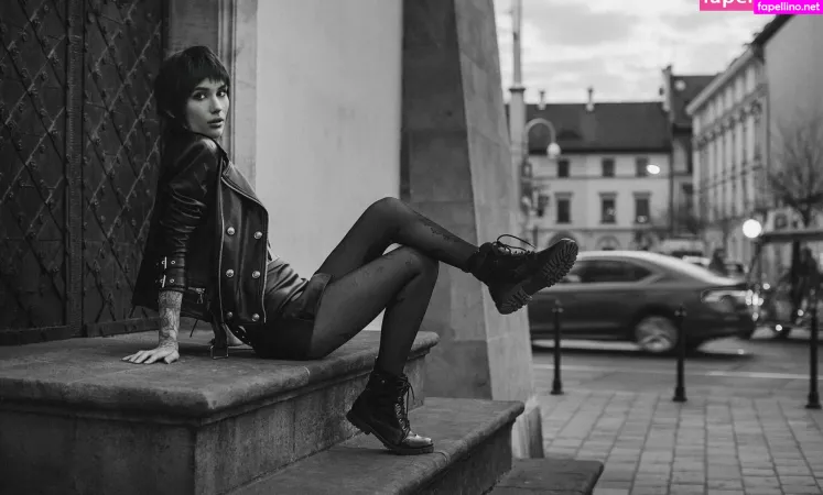 Chantaise OnlyFans Thumbnail #0WevVFJBIK