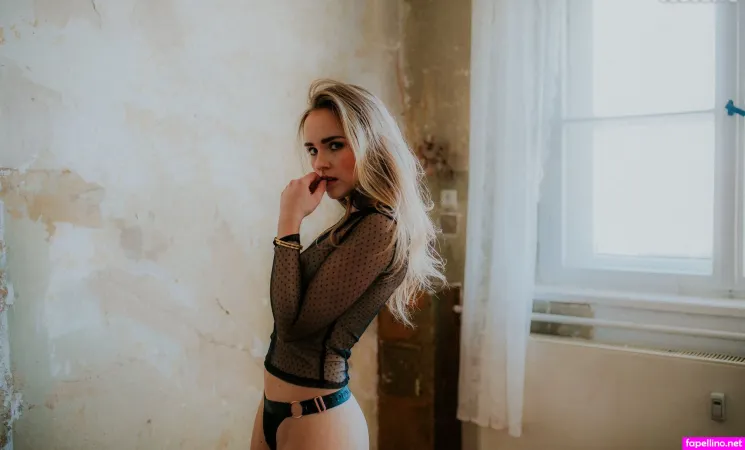 Chantal Colette OnlyFans Thumbnail #am5SN92AXk