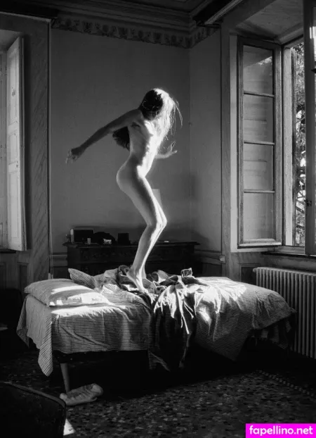 Chantal Convertini OnlyFans Thumbnail #aFE4l5Ygvv