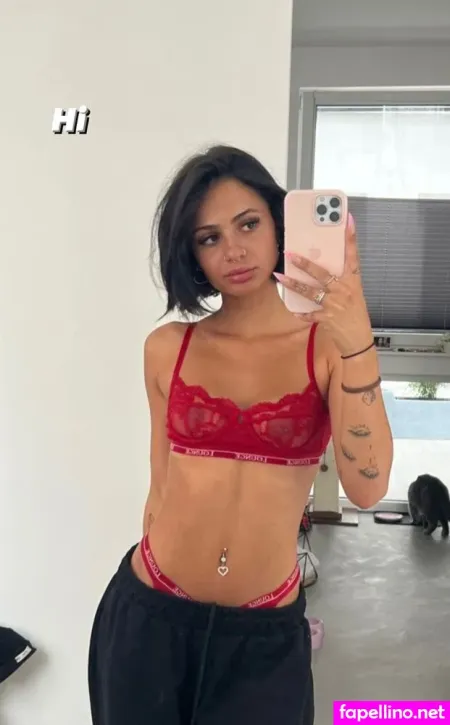 Chantal Jale Kirman OnlyFans Thumbnail #YJMNDqfHpQ