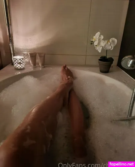 Chantalfox OnlyFans Thumbnail #IdT2Jg6Y1y