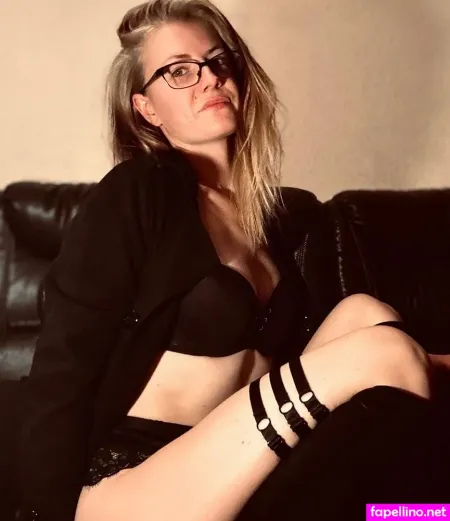 Chantalspassion OnlyFans Thumbnail #9xnWnIGYQA