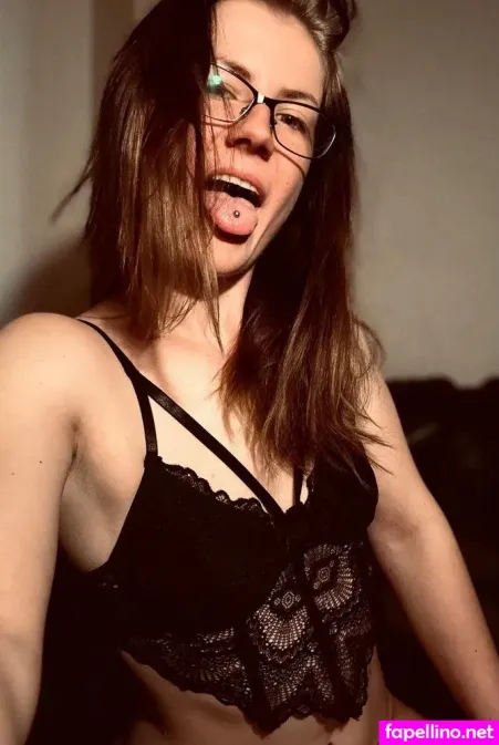 Chantalspassion OnlyFans Thumbnail #GmcI5tMzj1