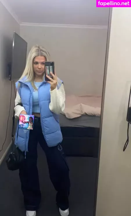 Chantelle A OnlyFans Thumbnail #MthOSreewl