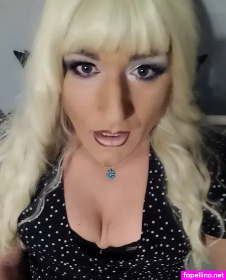 Chantelle Edwards OnlyFans Thumbnail #LD2nHzZERR