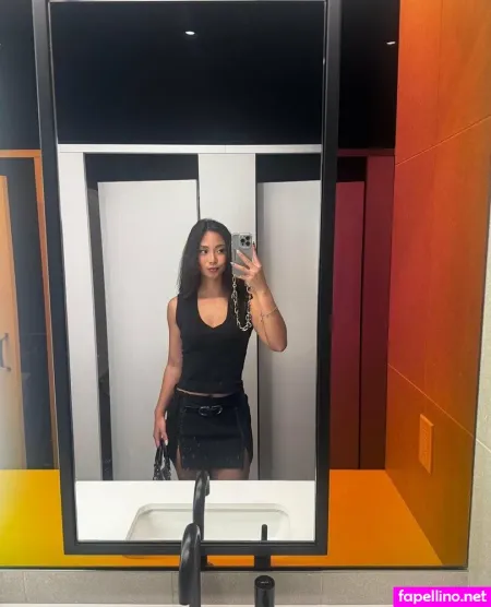 Chantellesia 5 OnlyFans Thumbnail #k8CXQ5K9sg