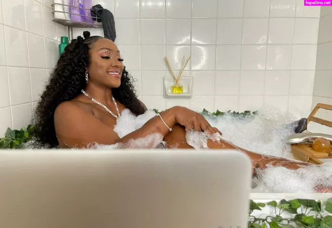 Chanyathebody OnlyFans Thumbnail #E6YEZ7tYuk