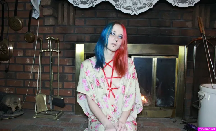 Chaoticpixie OnlyFans Thumbnail #YwSDqOhrTX