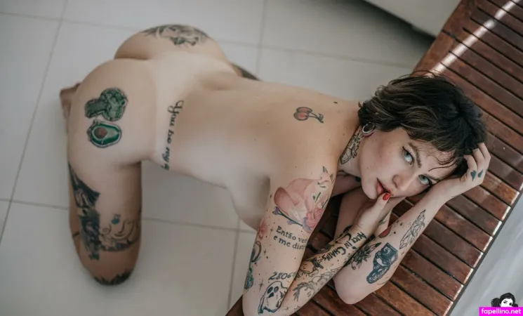 Chapeleira OnlyFans Thumbnail #8yKIDDMzPn