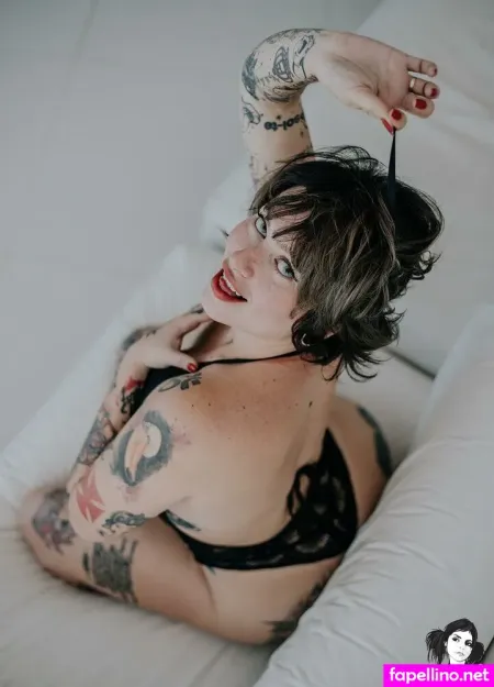 Chapeleira OnlyFans Thumbnail #ZTz4jcAq9M