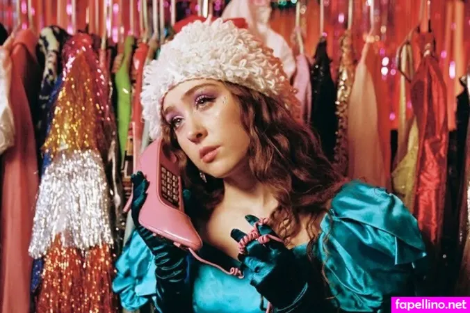 Chappel Roan OnlyFans Thumbnail #FCoBkseBYb