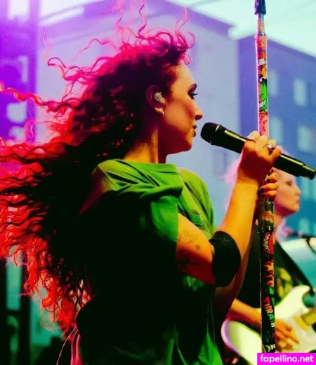 Chappell Roan OnlyFans Thumbnail #ZiKycFgkvi