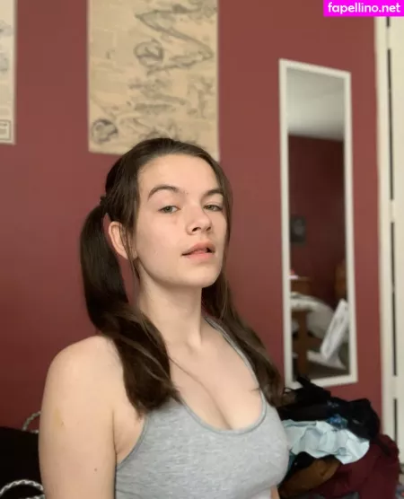 Chapstickbxtch OnlyFans Thumbnail #LQKRDd0ymI