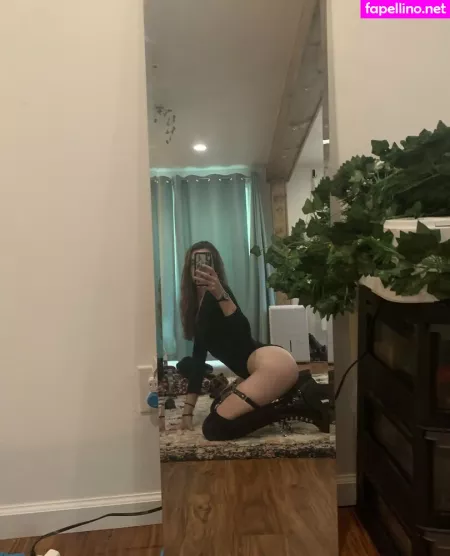 Chapstickbxtch OnlyFans Thumbnail #rf5y0MBcbW