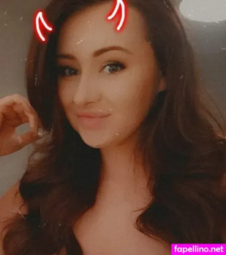 Char Lloyd OnlyFans Thumbnail #kWYY5R0SRN