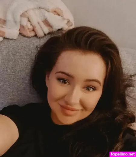 Char Lloyd OnlyFans Thumbnail #o2A3uIdH7Z