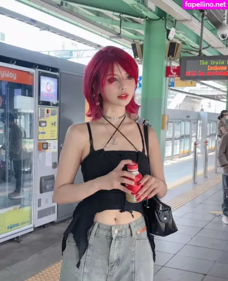 Charechii OnlyFans Thumbnail #ZUP8QrtpFm