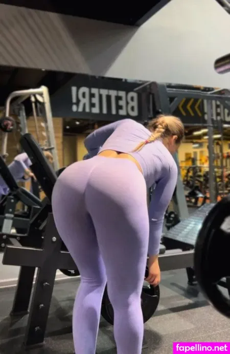 Charevna OnlyFans Thumbnail #4mbdjpDTFy