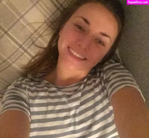 Charis Lister OnlyFans Thumbnail #kqfWUO3kpi