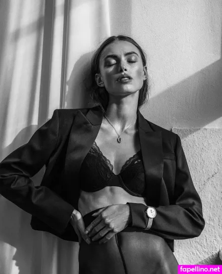 Charleen Weiss OnlyFans Thumbnail #ioIAx9GOgO