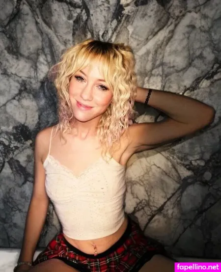 Charleesweets OnlyFans Thumbnail #NqSwCN9RV5