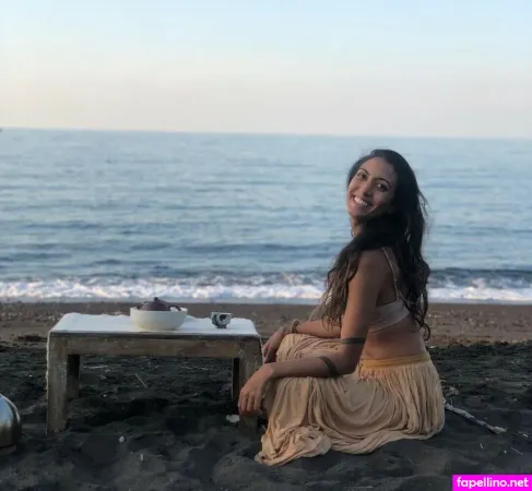 Charlenaishani OnlyFans Thumbnail #E4LZO9Bts2