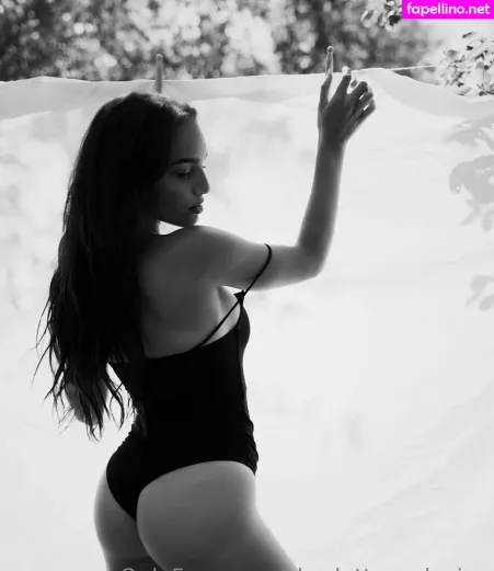 Charletta Asmr OnlyFans Thumbnail #MzdMNADQwT