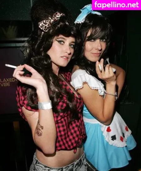 Charley Webb OnlyFans Thumbnail #9xTTlxkhAx