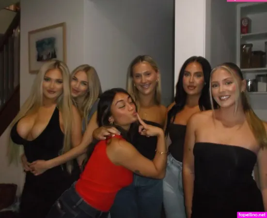 Charli Burt OnlyFans Thumbnail #l2EstjAzcD