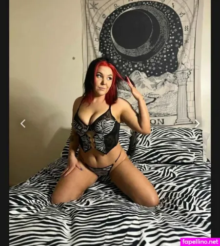 Charli Evans 1 OnlyFans Thumbnail #MHBWAB0xdt