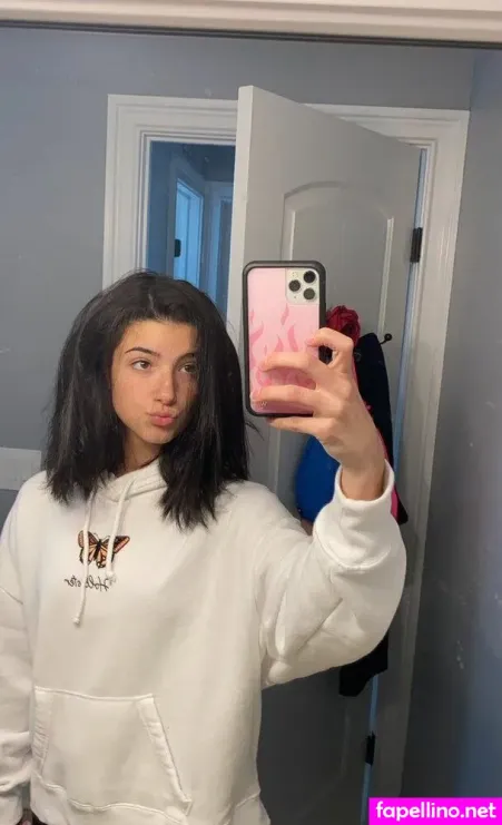 Charli Melio OnlyFans Thumbnail #KhMcZLkT42