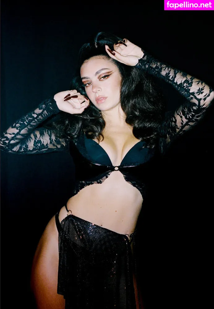 charli_xcx, charlignarly Nude Leaked OnlyFans Photo #3KMnjAh5L2