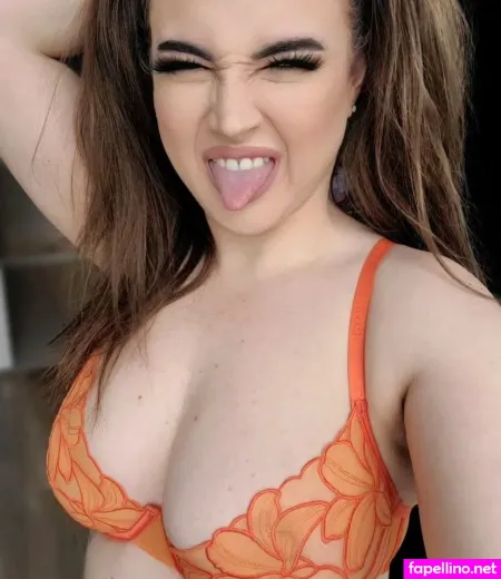 Charlie Dee OnlyFans Thumbnail #9vgA0EIh2s