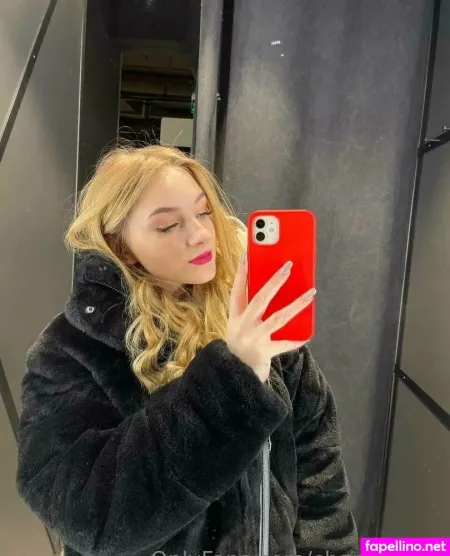 Charlie Foxy OnlyFans Thumbnail #U2WzMgDP0E