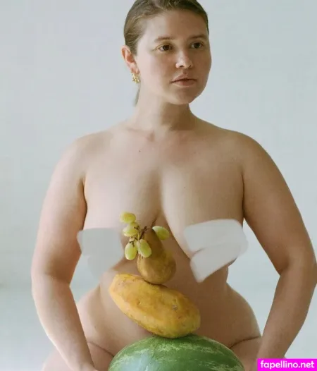 Charlieannmax OnlyFans Thumbnail #MK2SiQYbWI