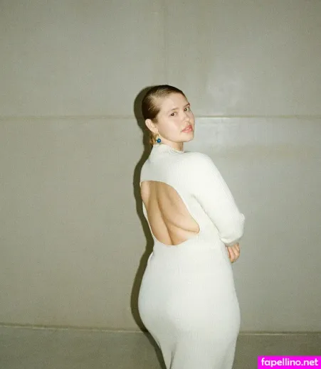 Charlieannmax OnlyFans Thumbnail #XZXrlllgW5