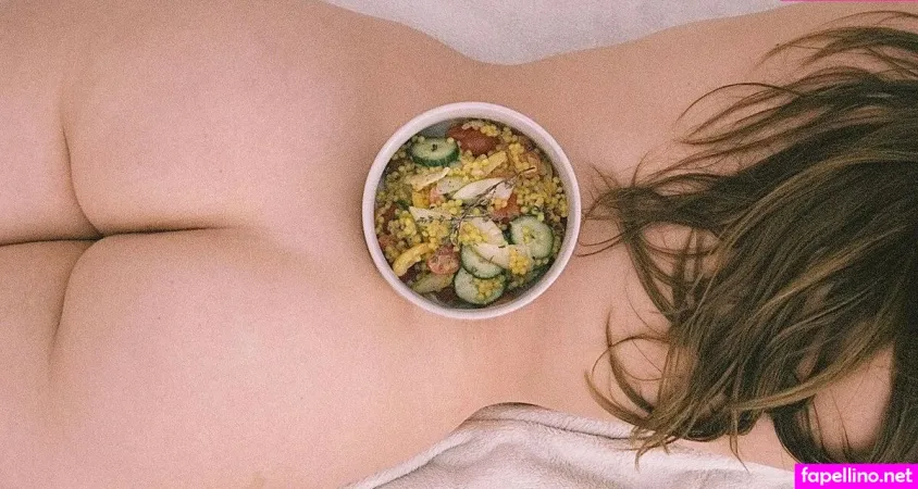 Charlieannmax OnlyFans Thumbnail #vSvS3akGIR