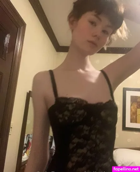 Charliebluebird OnlyFans Thumbnail #DgBbtOUum8