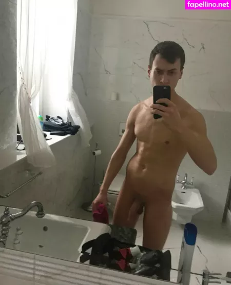 Charliedeanporn OnlyFans Thumbnail #BfKMlBtyzh