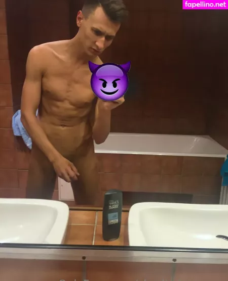 Charliedeanporn OnlyFans Thumbnail #GtprT2Dkbt