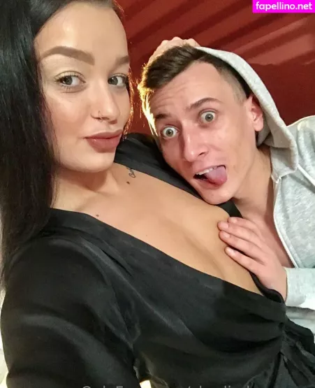 Charliedeanporn OnlyFans Thumbnail #eHXpW3TRne