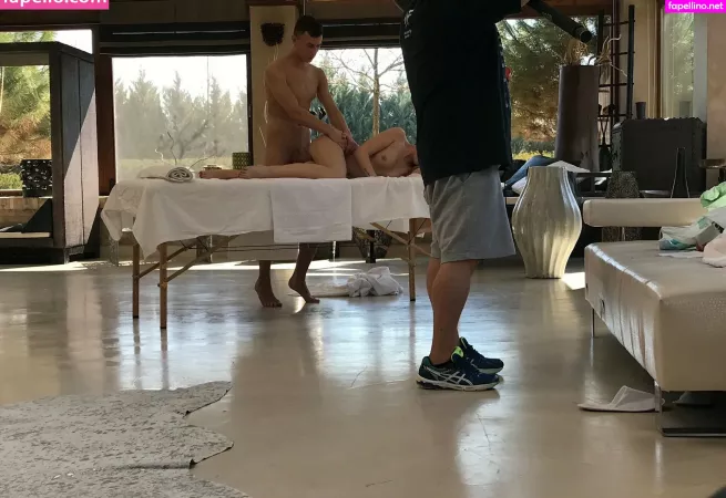 Charliedeanporn OnlyFans Thumbnail #eZrhriIMw5