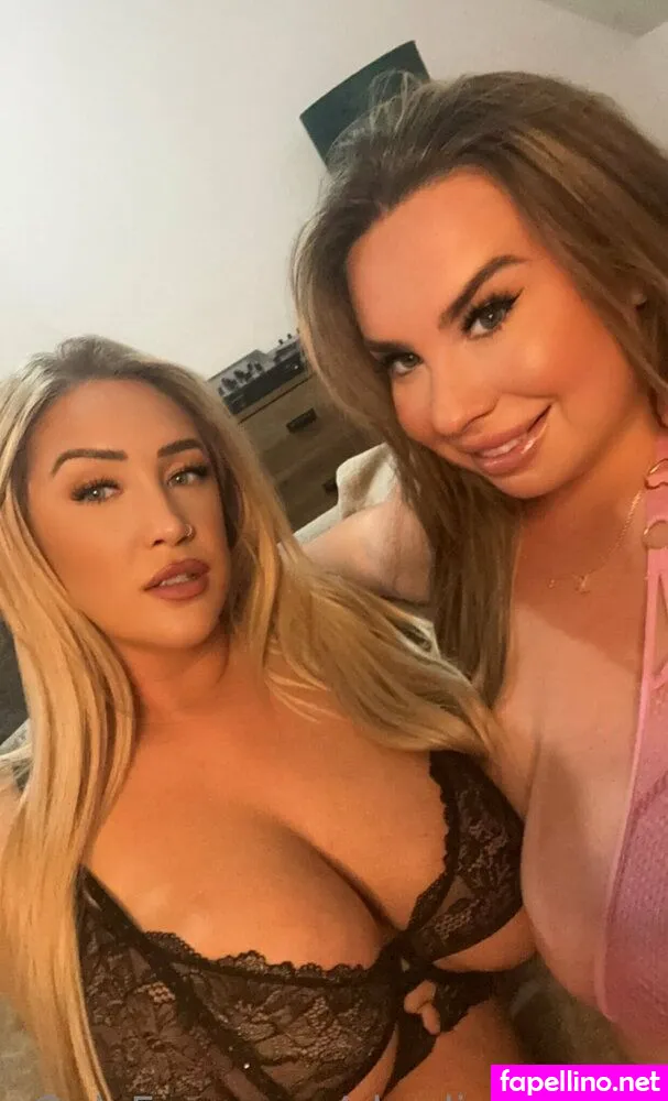 _charliefoxx_, charliefoxxxuk Nude Leaked OnlyFans Photo #APYUqAXXut