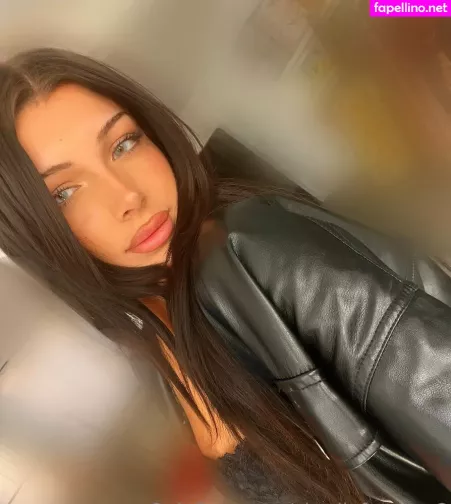 Charliefoxxxxx2 OnlyFans Thumbnail #MDGLyhSKtd
