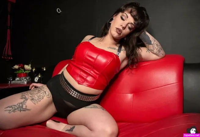 Charlieraye OnlyFans Thumbnail #VDmHFxjGCj