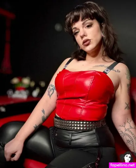 Charlieraye OnlyFans Thumbnail #mNmzVCVSkX