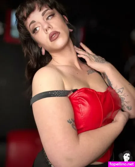 Charlieraye OnlyFans Thumbnail #t0AZakzVIK