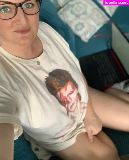 Charliescarletx OnlyFans Thumbnail #RwjTakx5fc