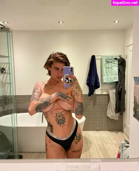 Charlieshe OnlyFans Thumbnail #CAdMfPfNCQ